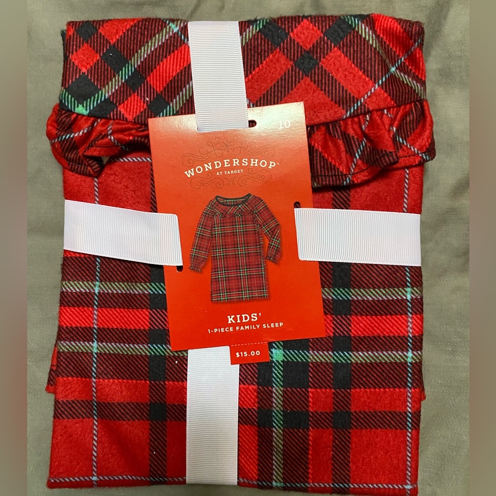 Target Wondershop Holiday pajamas
